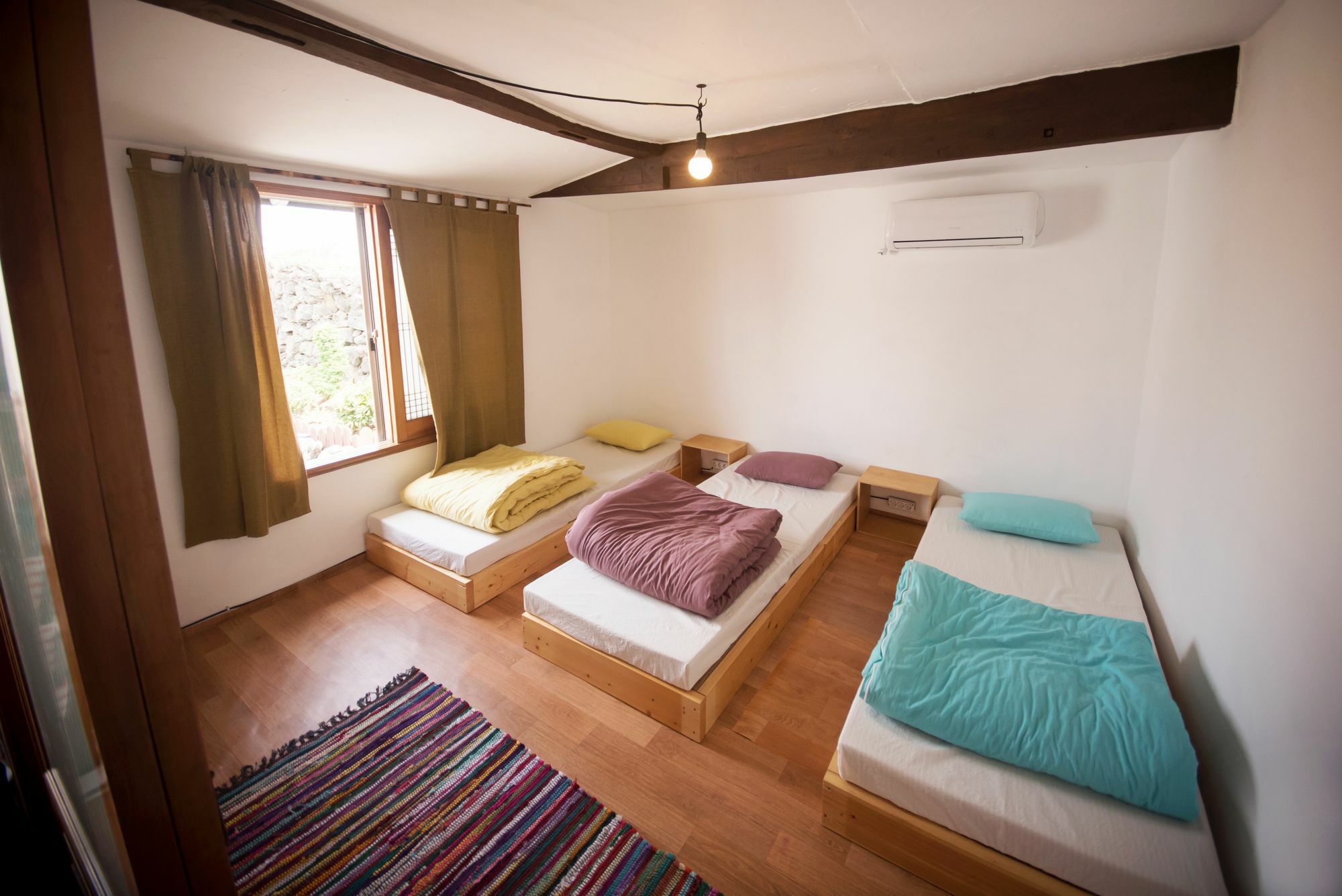Shanti Shanti Guest House Чеджу Екстериор снимка